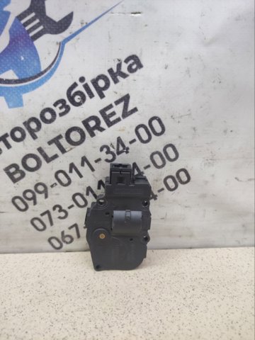 Привід системи автоматичного управління обігрівачем K9749005 MERCEDES