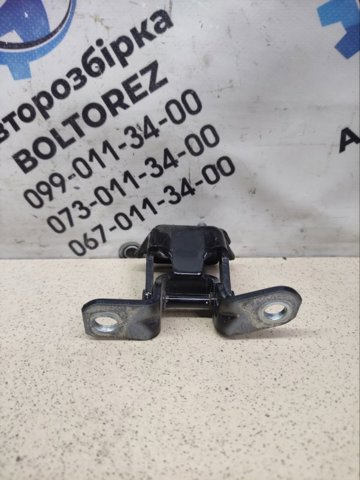 Завіса дверей задніх правих KD5372210 MAZDA