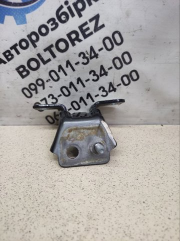 Петля заднтої двері, лівої KD5373210 MAZDA