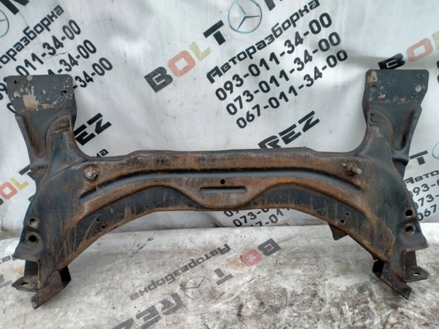 Передня балка KGB100830 LAND ROVER