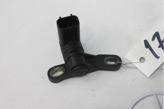 Датчик обертів колінвалу L3G218221 MAZDA
