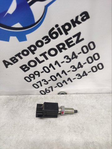Датчик педалі гальма MB435457 MITSUBISHI