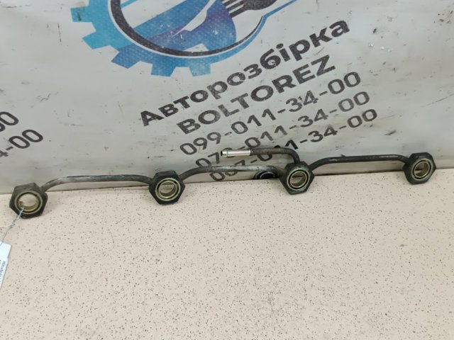 Трубка паливна, зворотня від форсунок MD084930 MITSUBISHI