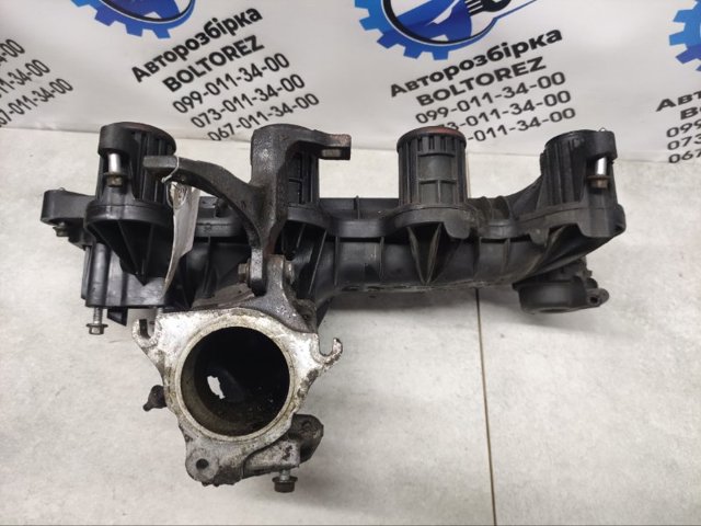 Колектор впускний MN982336 MITSUBISHI