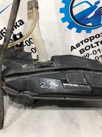 Водяний бачок омивача скла MR515933 MITSUBISHI