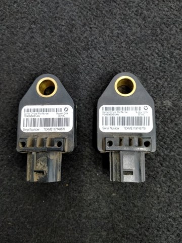 Датчик Айрбег передній P04896061AA CHRYSLER