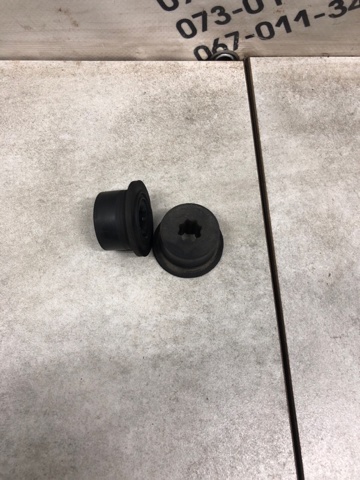 Подушка радіатору нижня SH0115202B MAZDA