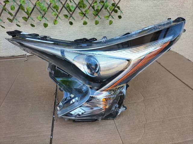 Оптика 8107047711 TOYOTA