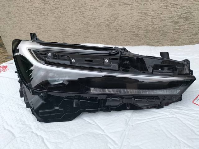 Фара комбінована, передня 8114047A60 TOYOTA