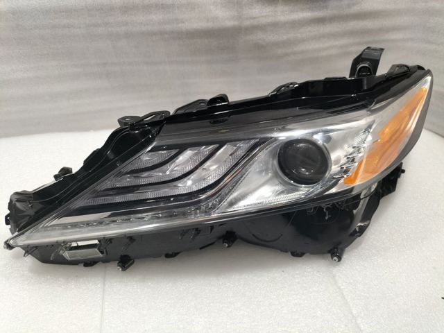 Оптика 8115006D72 TOYOTA