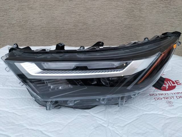 Фара основна ліва 811500R350 TOYOTA