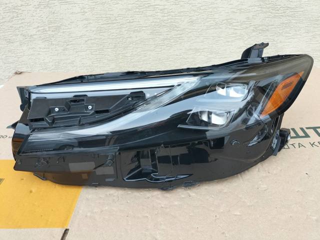 Фара 81150AQ040 TOYOTA