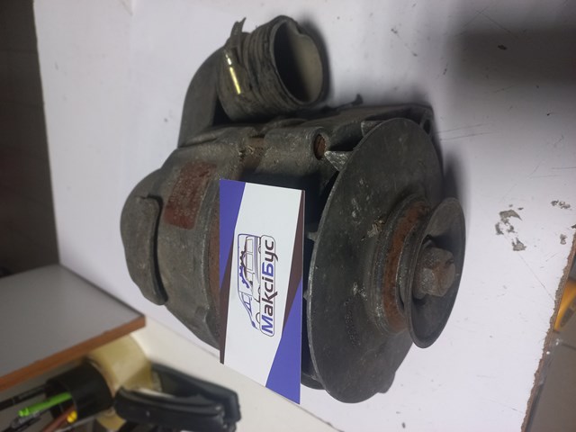 Авто генератор 0120469502 BOSCH