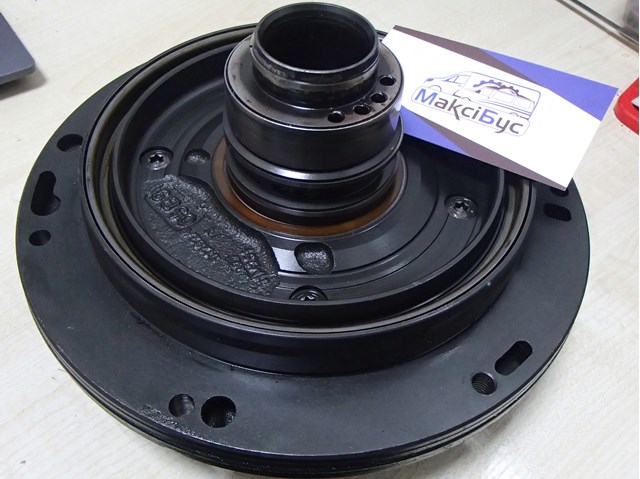 Помпа масляна 01M321241B VAG