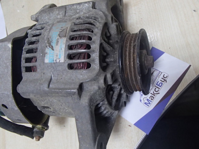 Авто генератор 1002116600 DENSO