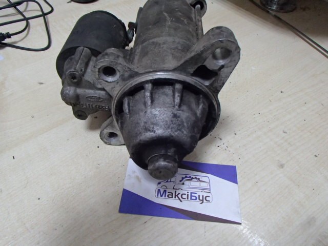 Стартер 1057654 FORD
