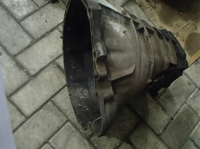 Корпус коробки передач 1242600611 MERCEDES