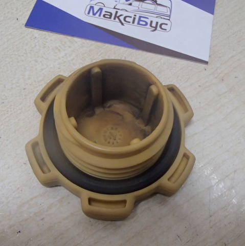 Кришка маслозаливной горловини 15255AA090 SUBARU