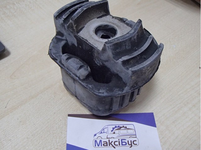 Сайлентблок підрамника задній 21652165 CORTECO