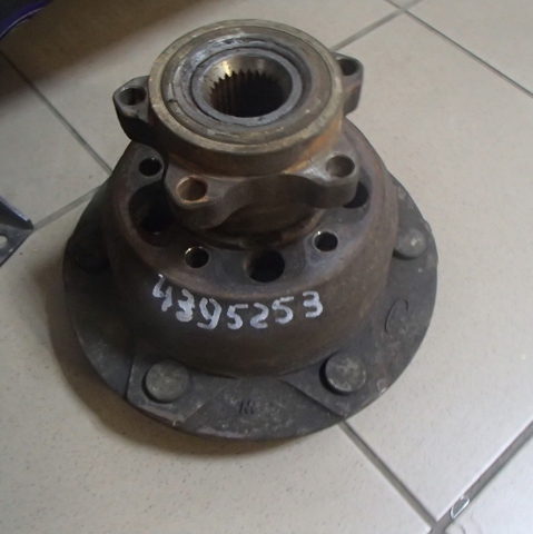 Маточина колеса передня 4395253 FORD