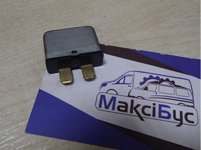 Запобіжники (електричних ланцюгів) 443937105B VAG