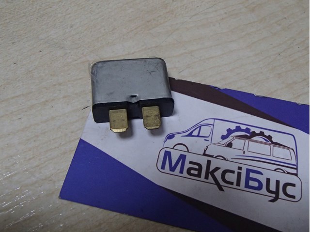 Запобіжник 443937105C VAG