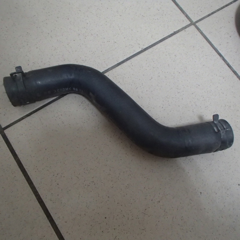 Патрубок системи охолодження 45161AG090 SUBARU