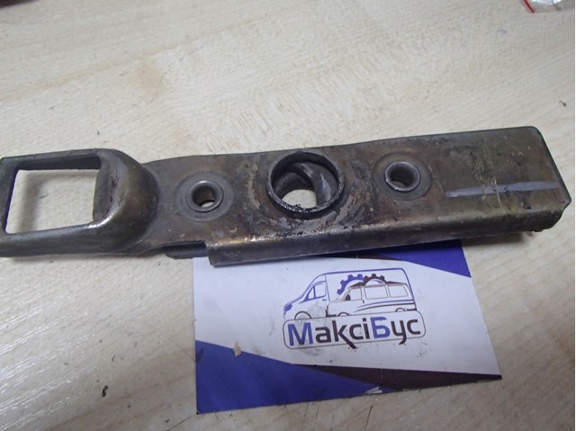 Замок кришки капота 6707500084 MERCEDES