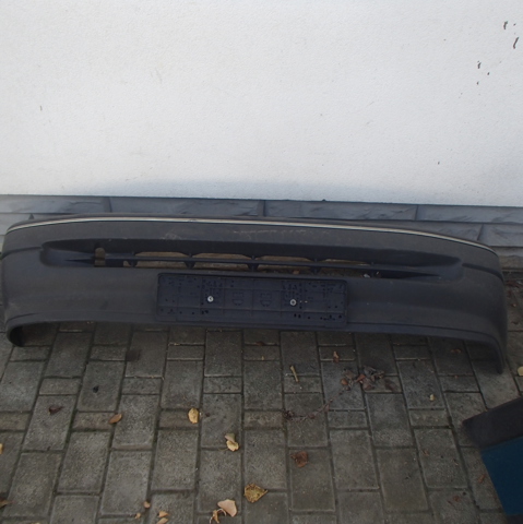Бампер передній Ford Escort 5