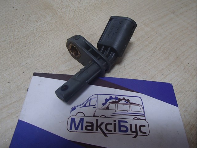 Датчик ABS задній лівий 7L0927807B VAG