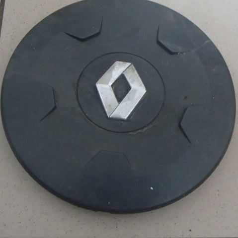 Ковпаки на колеса 8200069015 RENAULT