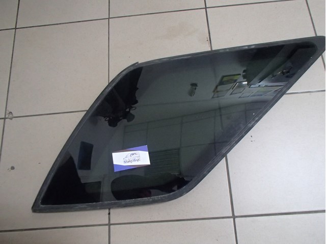 Скло кузова/багажного відсіку, праве 878203E000 HYUNDAI