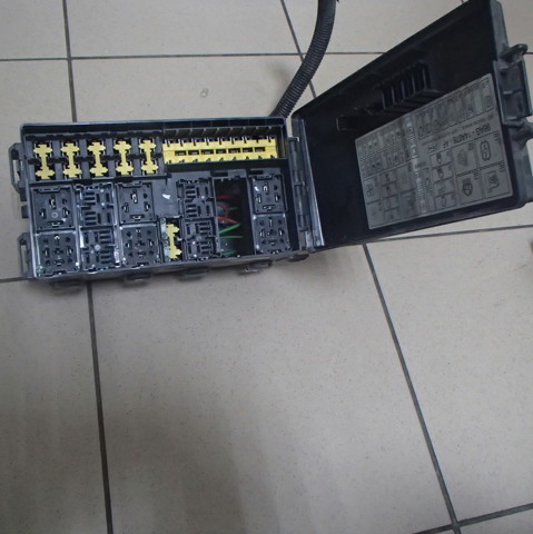 98AG14A067CD Ford