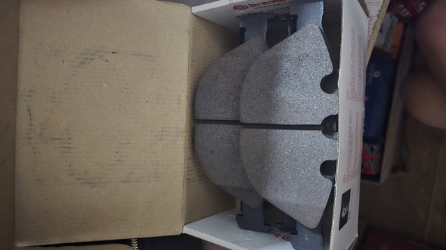 Передні гальмівні колодки P06047 BREMBO
