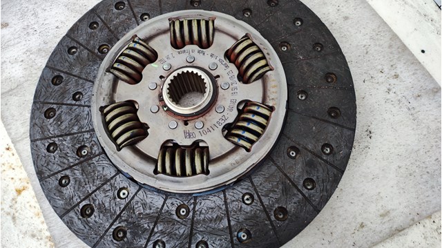 Зчеплення і комплектуючі 827611 VALEO