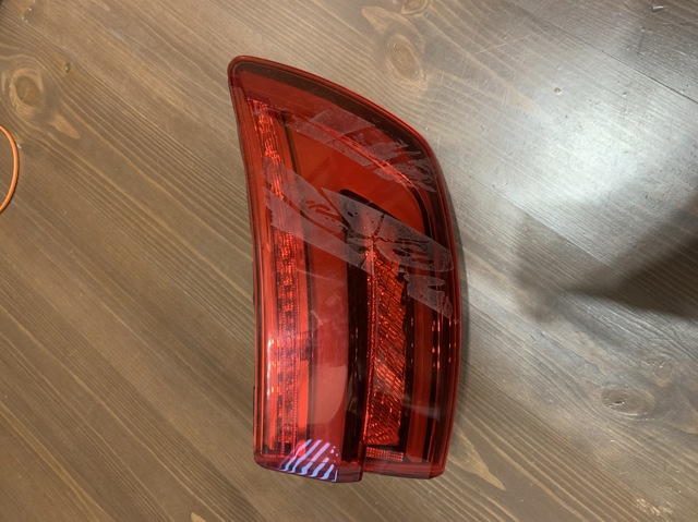Стоп задній 8W9945092A VAG