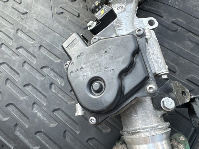 Клапан EGR 161A03415R RENAULT