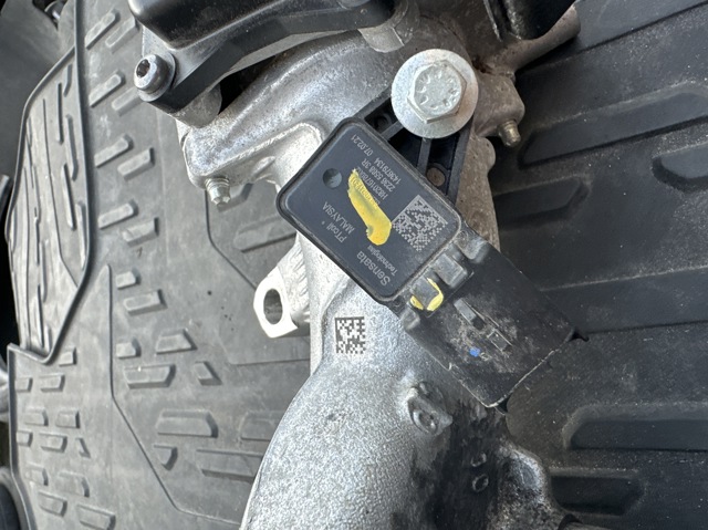 Датчик тиску EGR 223655883R RENAULT