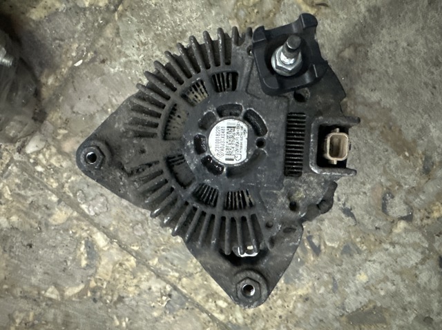 Генератор scenic 1.6dci, master 2.3 