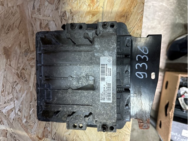 Мізки двигуна 237103251R RENAULT