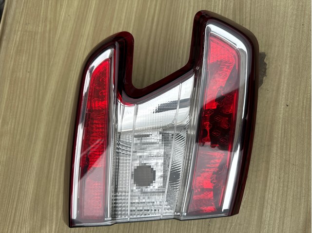 Стоп задній 265550028R RENAULT