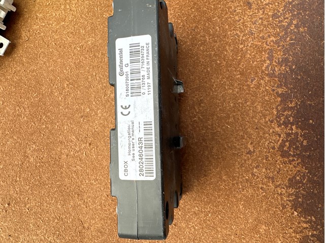 Блок керування мультимедійний 280246043R RENAULT