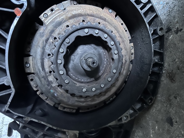 Комплект зчеплення (3 частини) 302054315R RENAULT