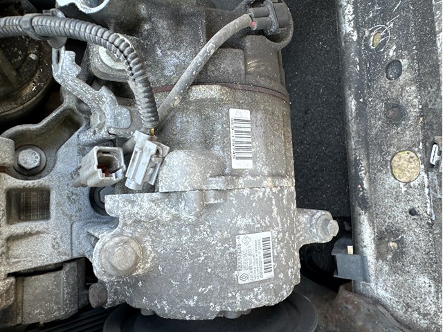 Компресор холодоагенту 8200939386 RENAULT