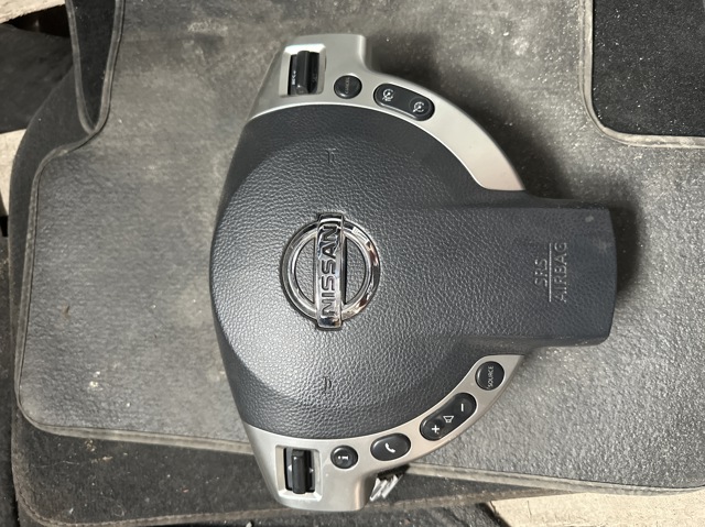Подушка AIRBAG передня ліва 98510BR26D NISSAN