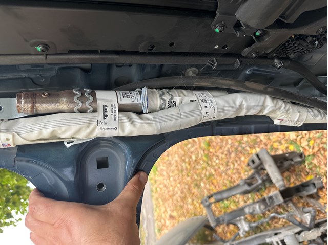 Подушка безпеки, шторка бічна, права, AIRBAG 985P09833R RENAULT