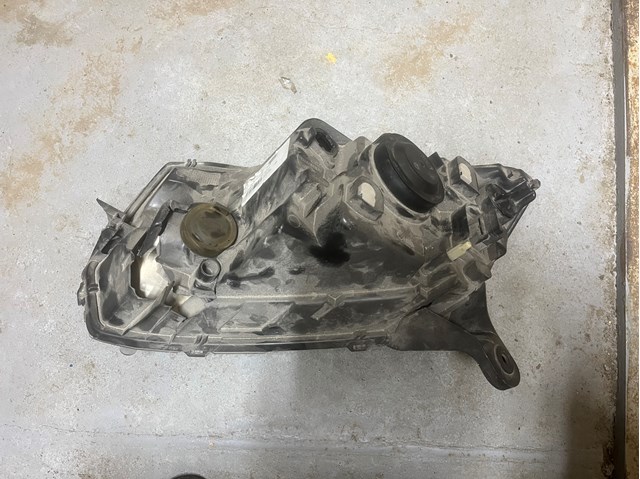 Фара основна права 260107737R RENAULT