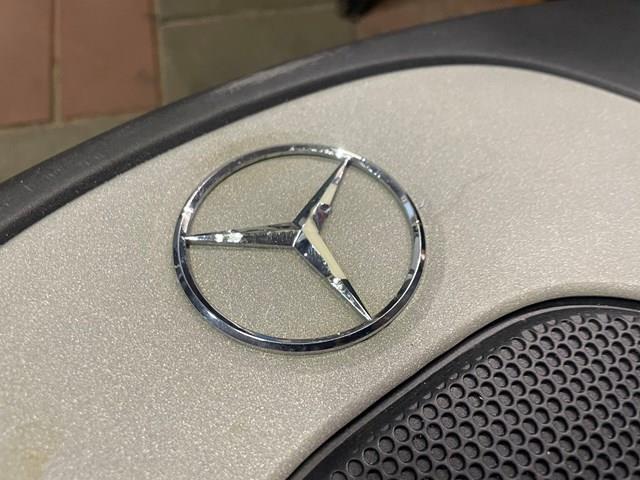 Кришка двигуна декоративна A2720101067 MERCEDES