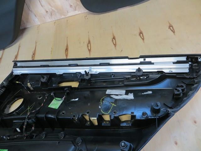 Шторка задніх дверей 51357373633 BMW