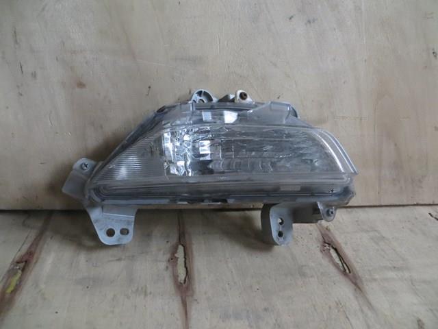 Покажчики повороту (передні) B45A51350A MAZDA